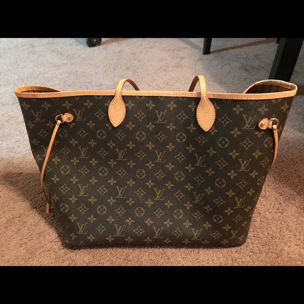 Louis Vuitton Neverfull GM Monogram Tote